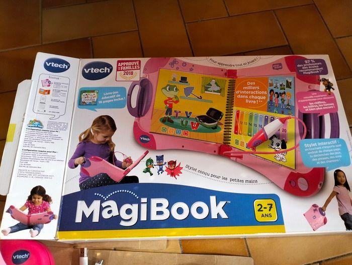 Jeu éducatif MagiBook comme neuf - photo numéro 1