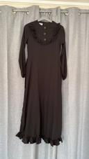 Longue robe noire taille 38