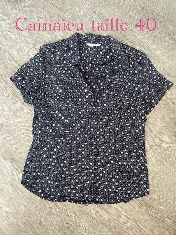 Chemise à manches courtes bleu marine à motifs rose clair et blanc camaïeu taille 40 - photo numéro 1