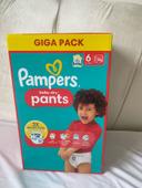 Un giga pack couche Pampers taille 6 plants