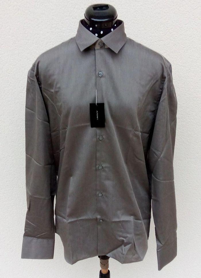 Chemise manches longues vert militaire Azzaro taille 41 ou L - photo numéro 1