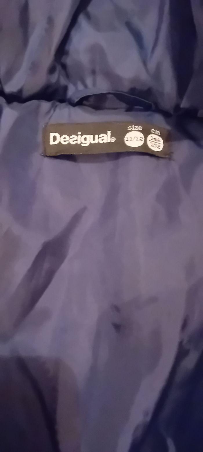 Blouson Desigual 11-12 ans, comme neuf, aucune marque d'usure, porté 3 fois. - photo numéro 4