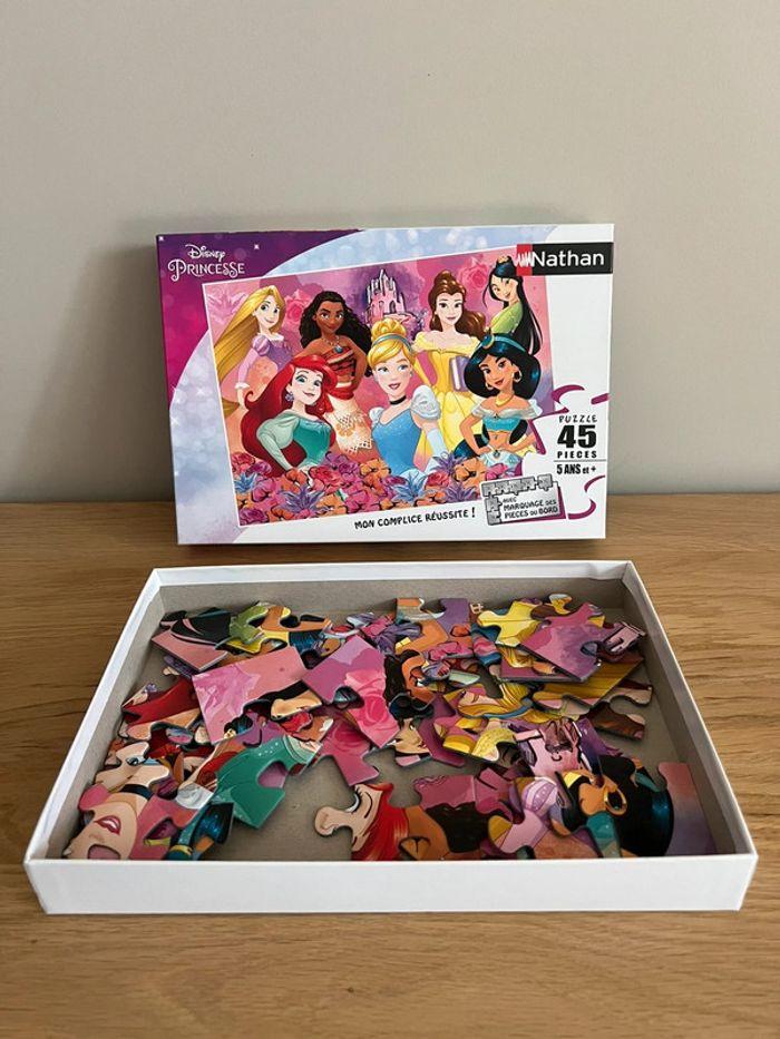 Puzzle Disney princesse - photo numéro 1