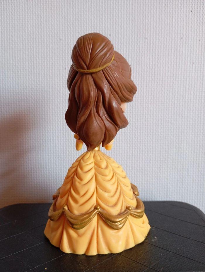 Figurine Belle en robe de bal Disney - photo numéro 3