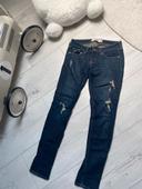 Jean déchiré Skinny Hollister