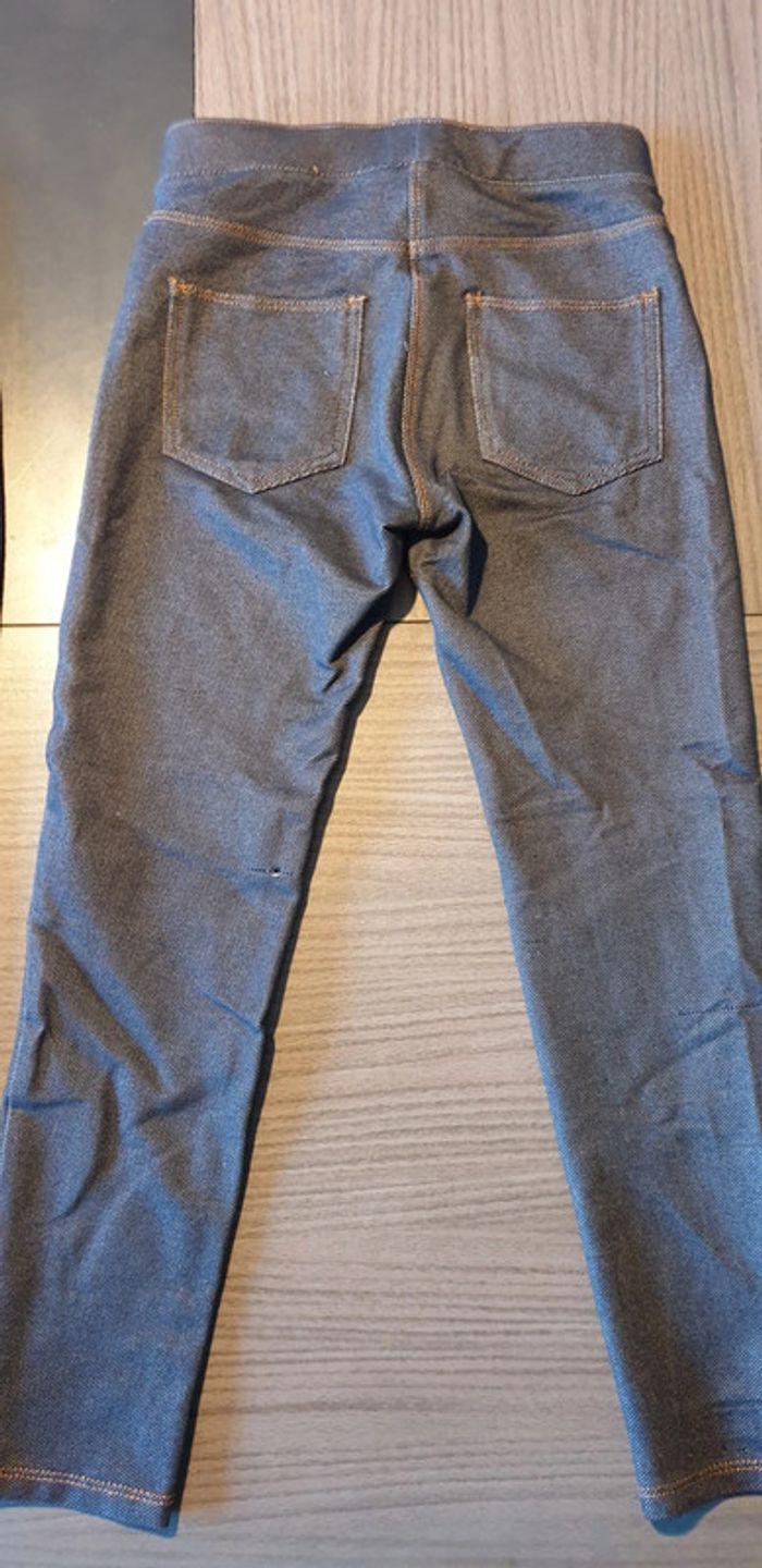 Lot 2 pantalons jeggings 5/6ans - photo numéro 9