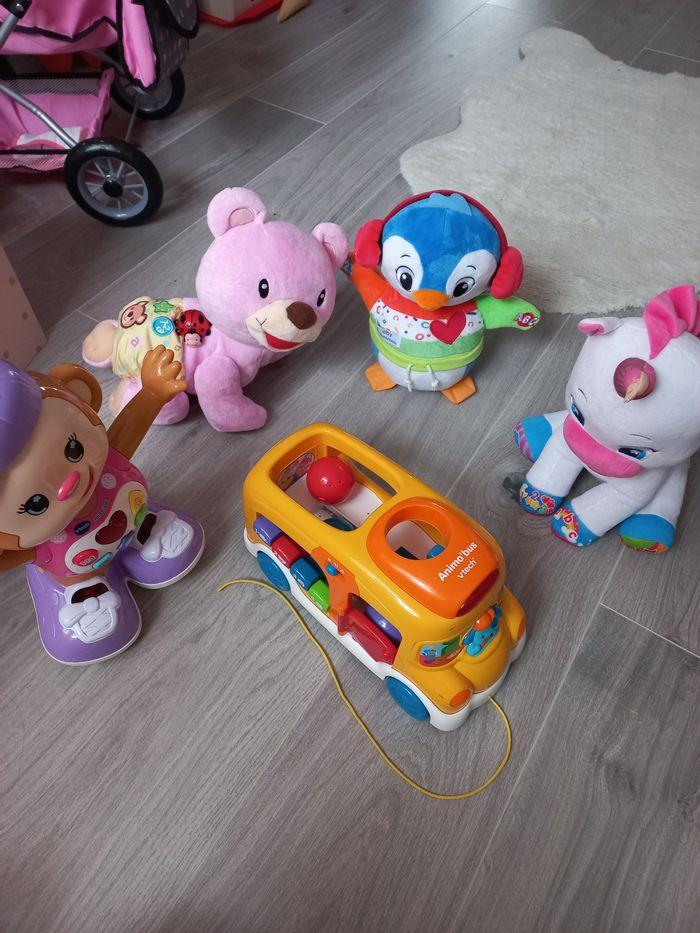 Lot de 5 jouets éducatif tres bon état voir neuf