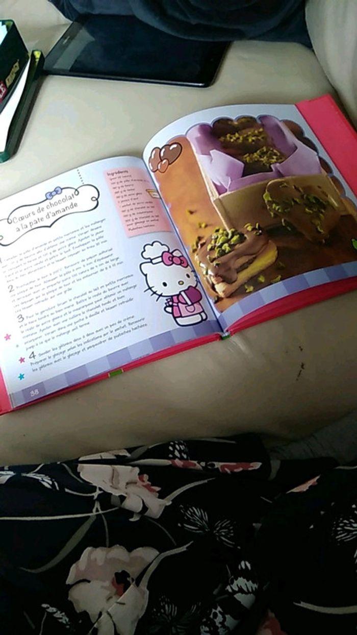 Livre de cuisine Hello Kitty - photo numéro 4