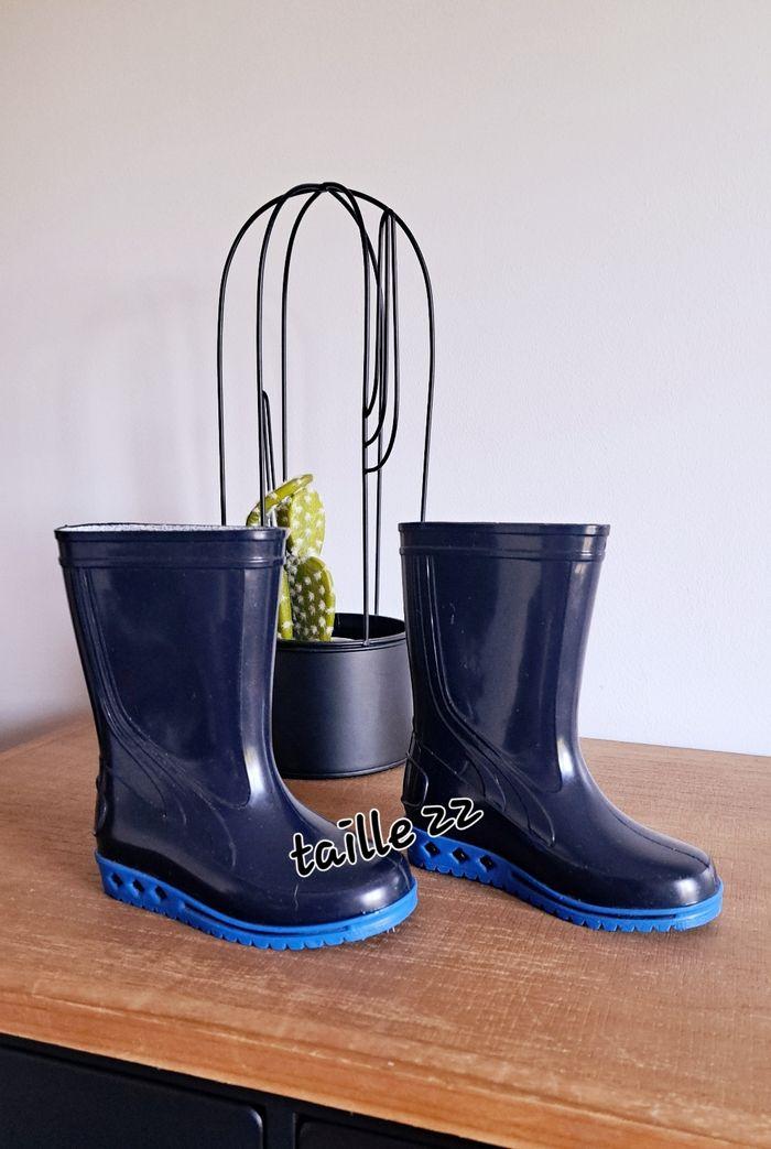 botte de pluie T 22👶 - photo numéro 1