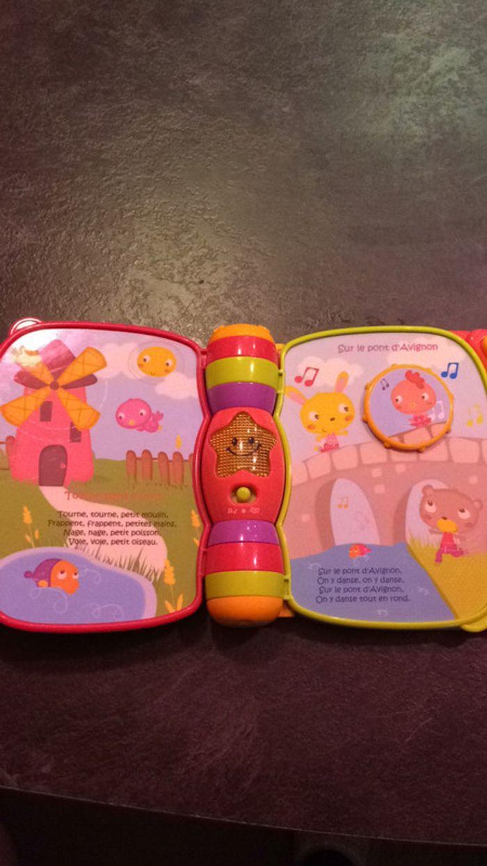 Super livre enchanté vtech - photo numéro 3