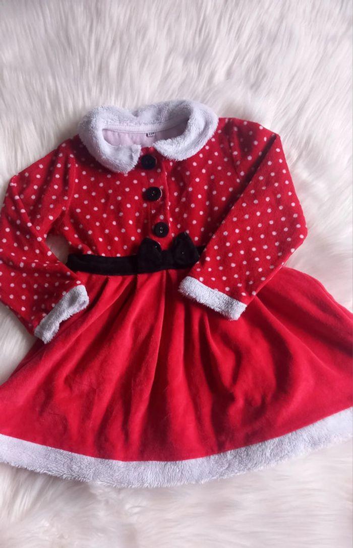 Robe noel 23m - photo numéro 1