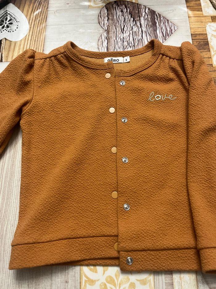 Veste moutarde / camel 3 ans - photo numéro 2