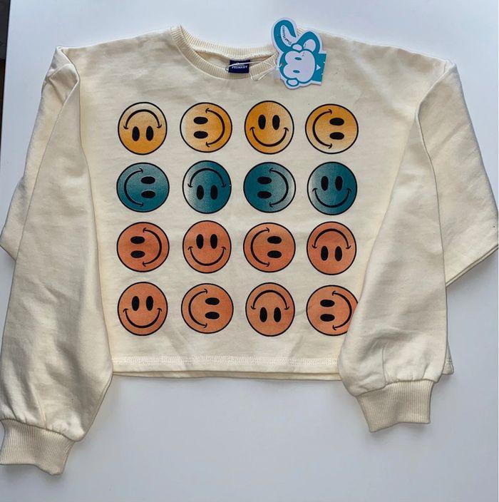 Sweat court Smiley Newness - photo numéro 1