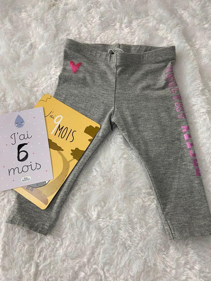 Leggins pantalon gris coeur rose tbe 6/9 mois - photo numéro 1