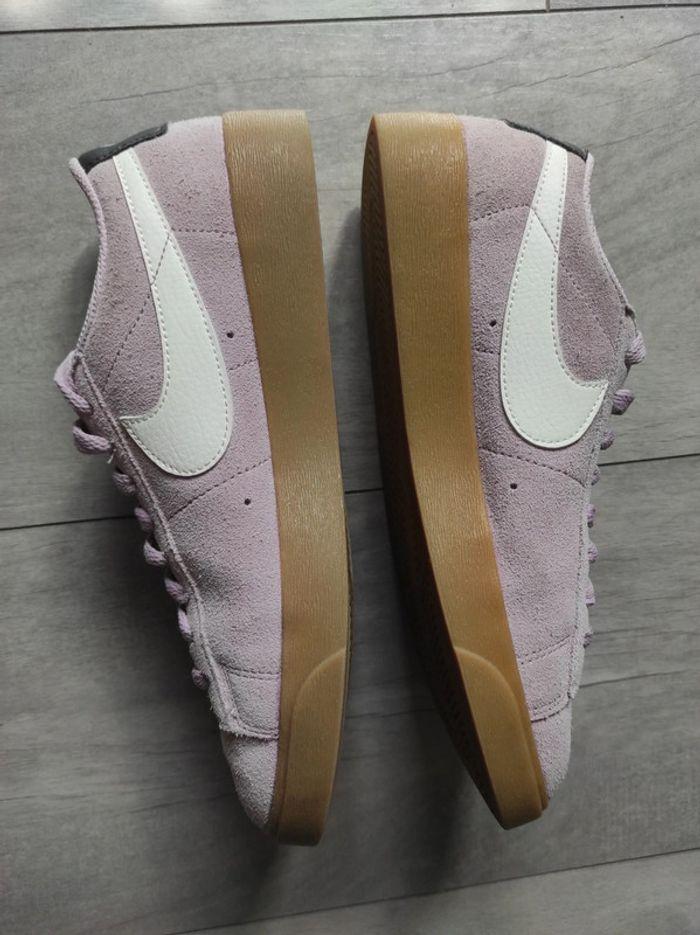 Basket Nike femme blazer mid suède rose pointure 38 neuves - photo numéro 3