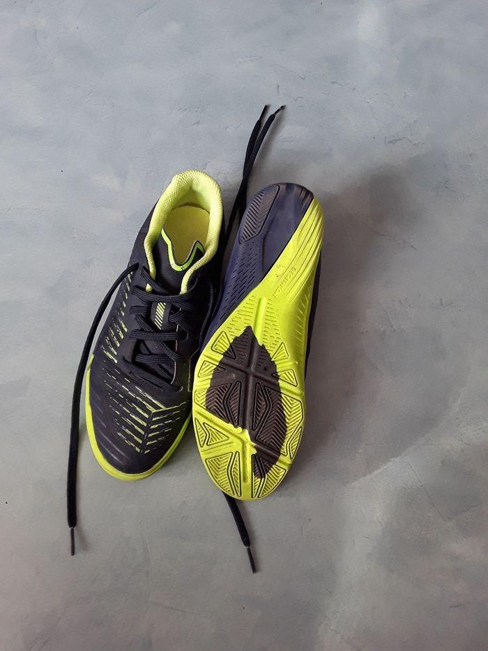 Chaussures de foot salle ou futsal 37 - photo numéro 3