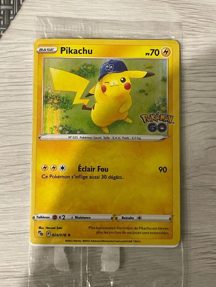 Pikachu 028/078 Rare Holographique sous Blister - photo numéro 2