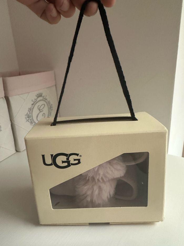 Ugg bebe fille - photo numéro 8