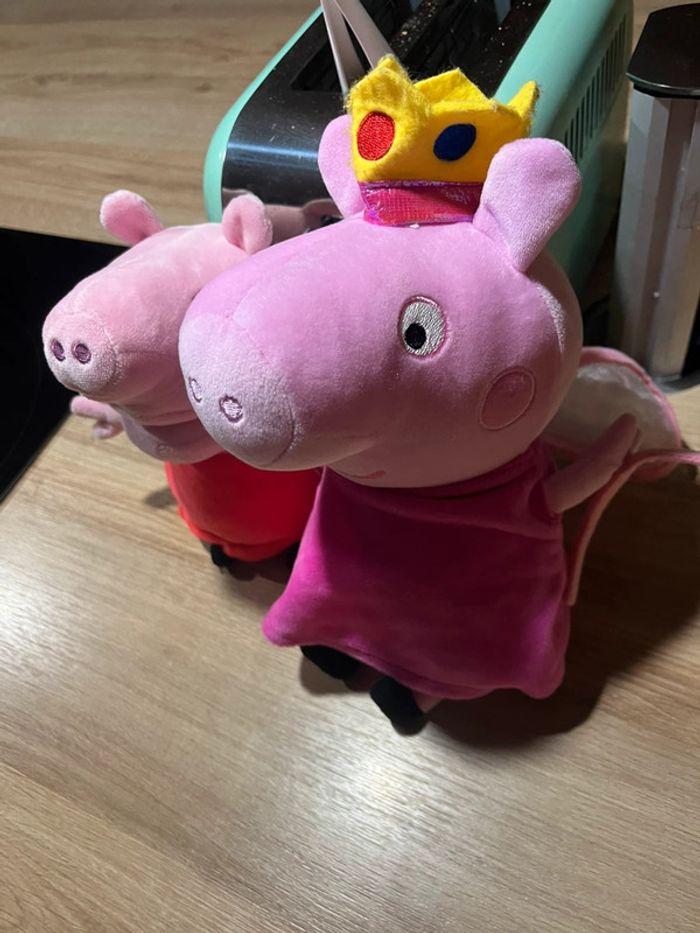 Lot de deux peluches Peppa Pig - photo numéro 2