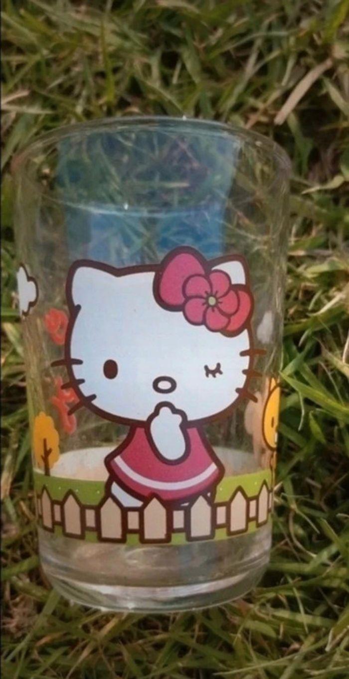 Petit verre hello kitty