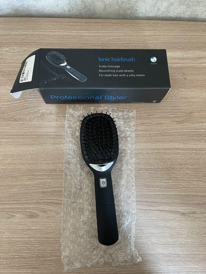 brosse à cheveux ionic - photo numéro 1