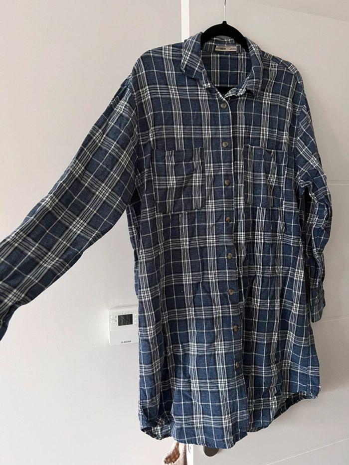 Robe chemise à carreaux Pull&Bear taille M - photo numéro 1