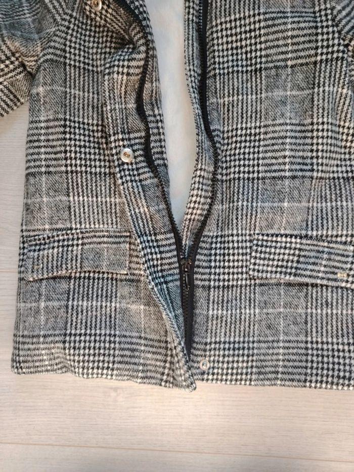 Manteau fille. Taille 6 ans - photo numéro 2