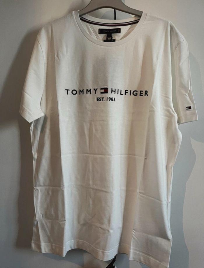 T-shirt manche courte Tommy Hilfiger Taille L Blanc - photo numéro 1