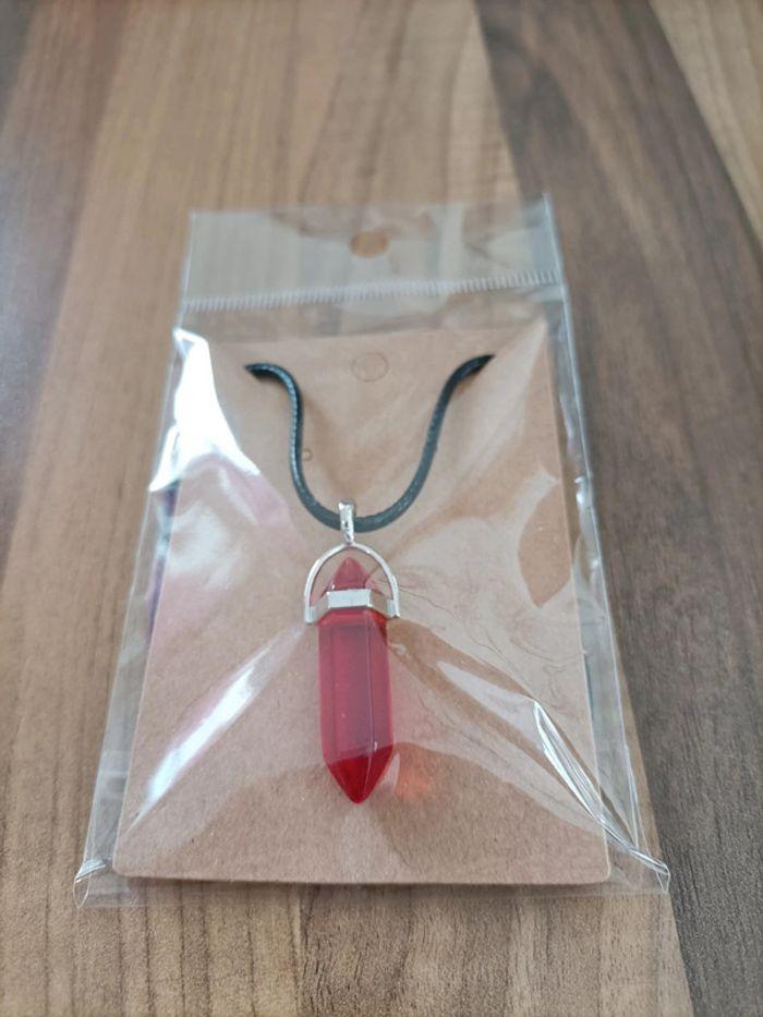 Collier neuf pendentif transparent rouge halloween - photo numéro 6