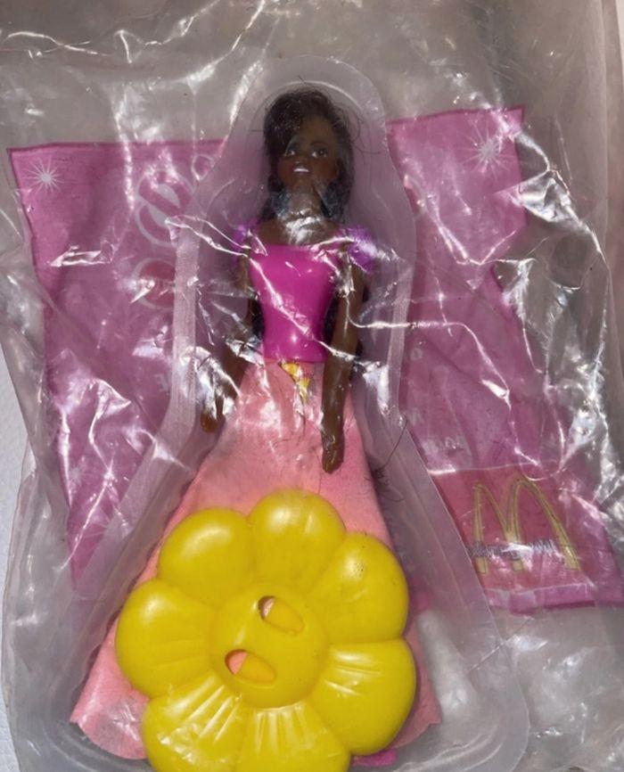 Lot jouets Mattel Barbie McDonald’s happy meal - photo numéro 4