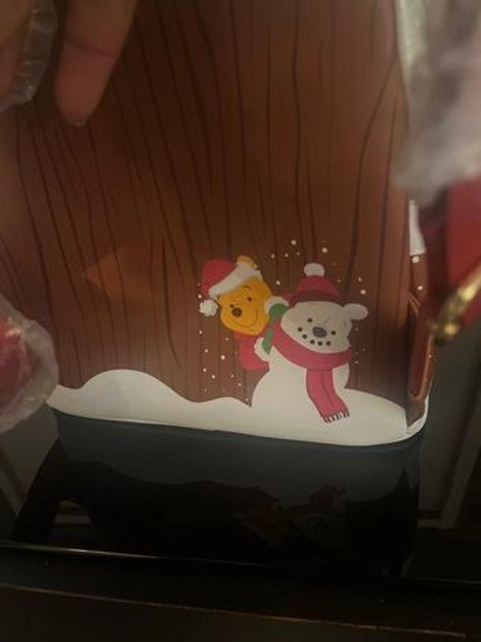 Disney loungefly sac à dos Winnie l’ourson et ses amis avec guirlande de Noël qui s’allume ! - photo numéro 6