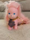 Figurine vintage années 1986 Lady Lovely Locks Doll - silky pop pink dog figure - nice - clean