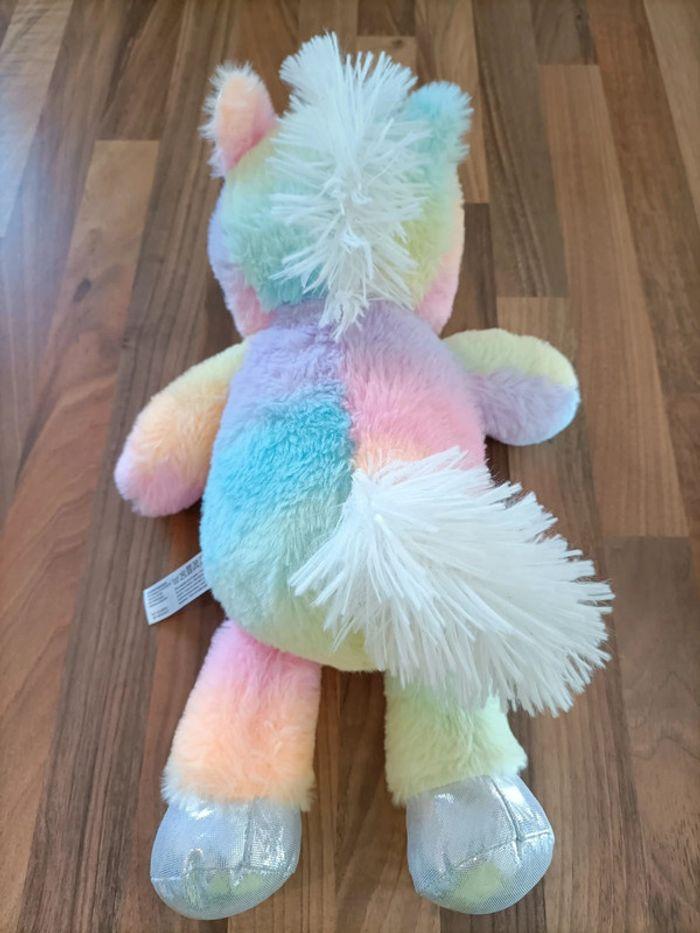 Jolie peluche licorne 🦄 multicolore - photo numéro 5