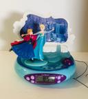 Lexibook RP500FZ Disney Frozen Reine des neiges Elsa Anna radio réveil projecteur 3 en 1 Elsa Anna Olaf Kristoff Sven figurines funko princesses belle aurore ariel raiponce vaiana lot SOP77