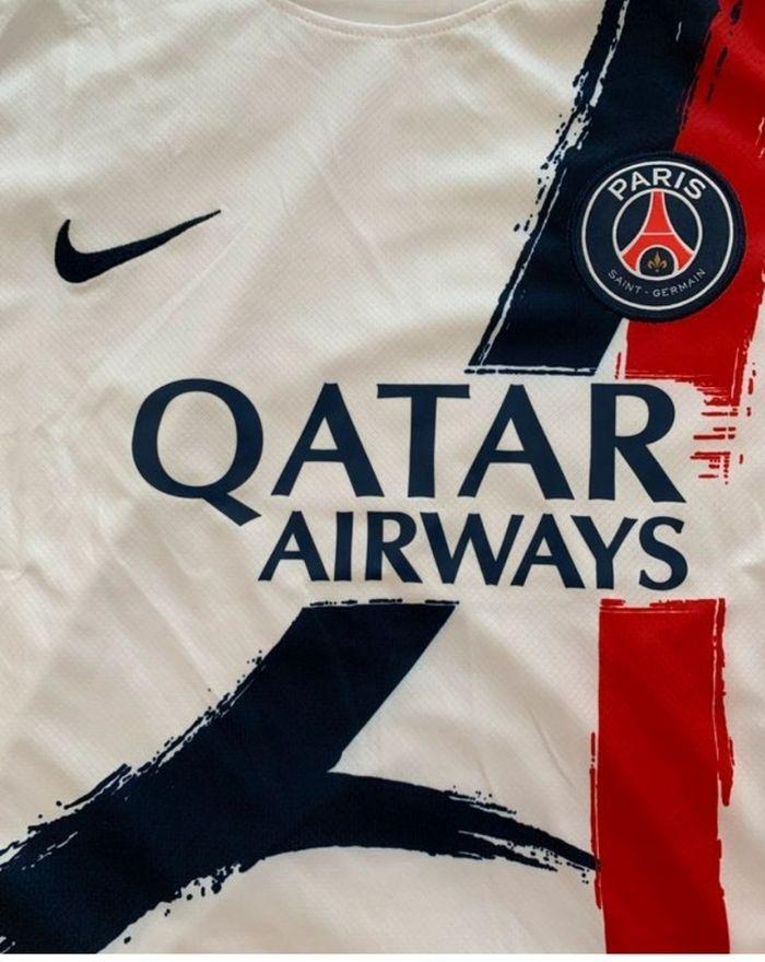 Maillot PARIS SAINT-GERMAIN extérieur taille M - photo numéro 7