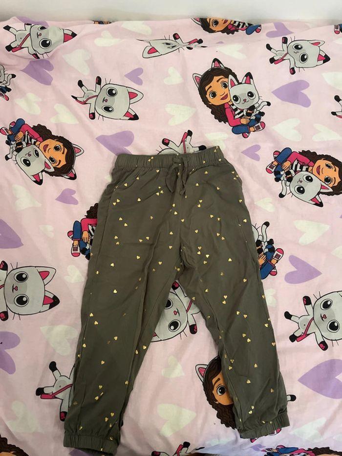 Pantalon H&M 3-4 ans neuf - photo numéro 1