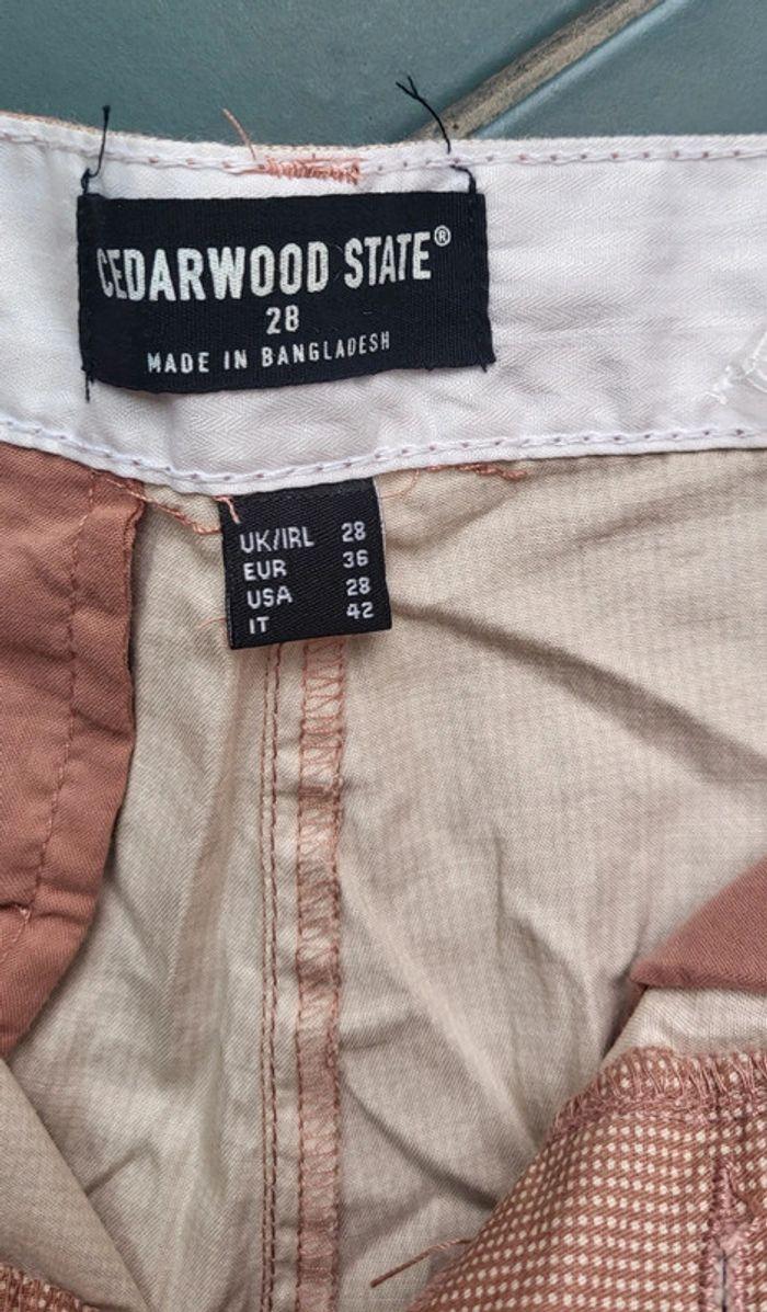 Short cedarwood state - photo numéro 3