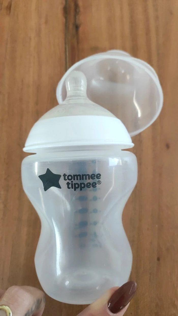 Biberon tommee tippee - photo numéro 2