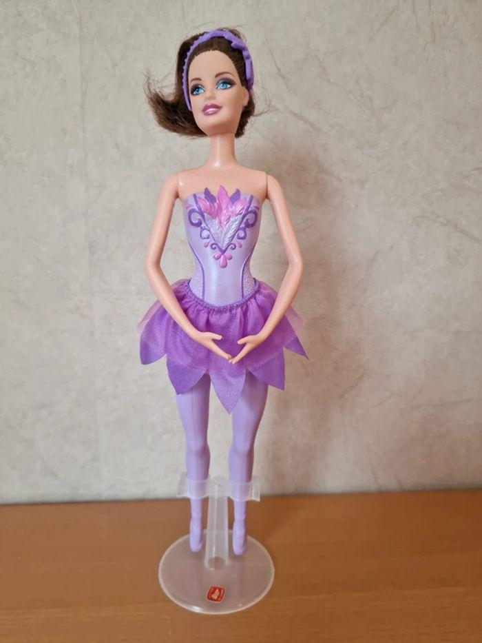 Poupée Barbie Teresa danseuse ballet Mattel en TBE support non inclus - photo numéro 1