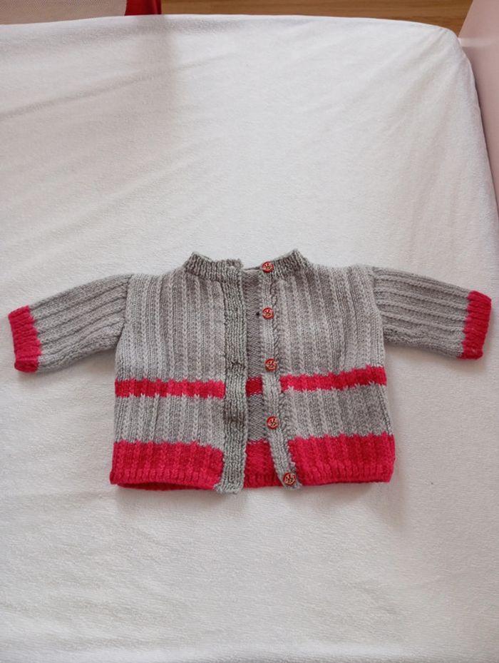 Gilet en laine fait main taille 2 ans - photo numéro 1