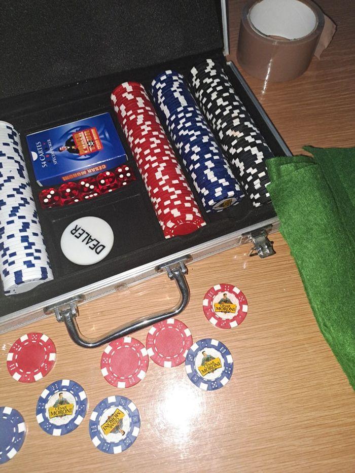 Valise de poker César Moroni avec tapis - photo numéro 5