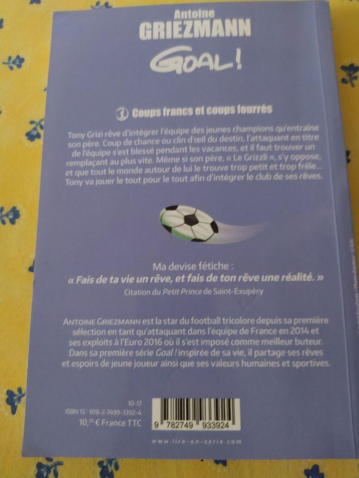 Livre footballissime tome 1 Griezmann en bon état - photo numéro 2