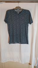 T-shirt Hollister col v