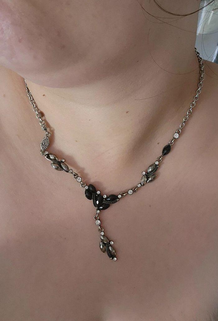 Collier femme  noir et argent - photo numéro 2