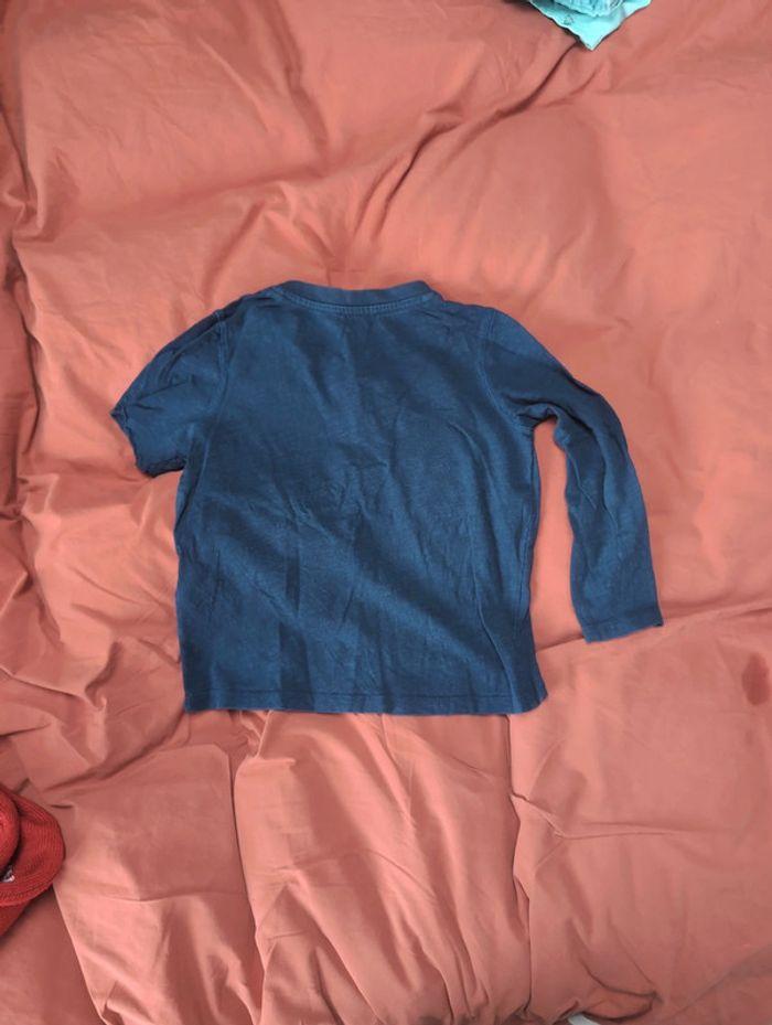 T-shirt pour bras cassé/plâtre gauche. DPAM 5 ans. - photo numéro 4