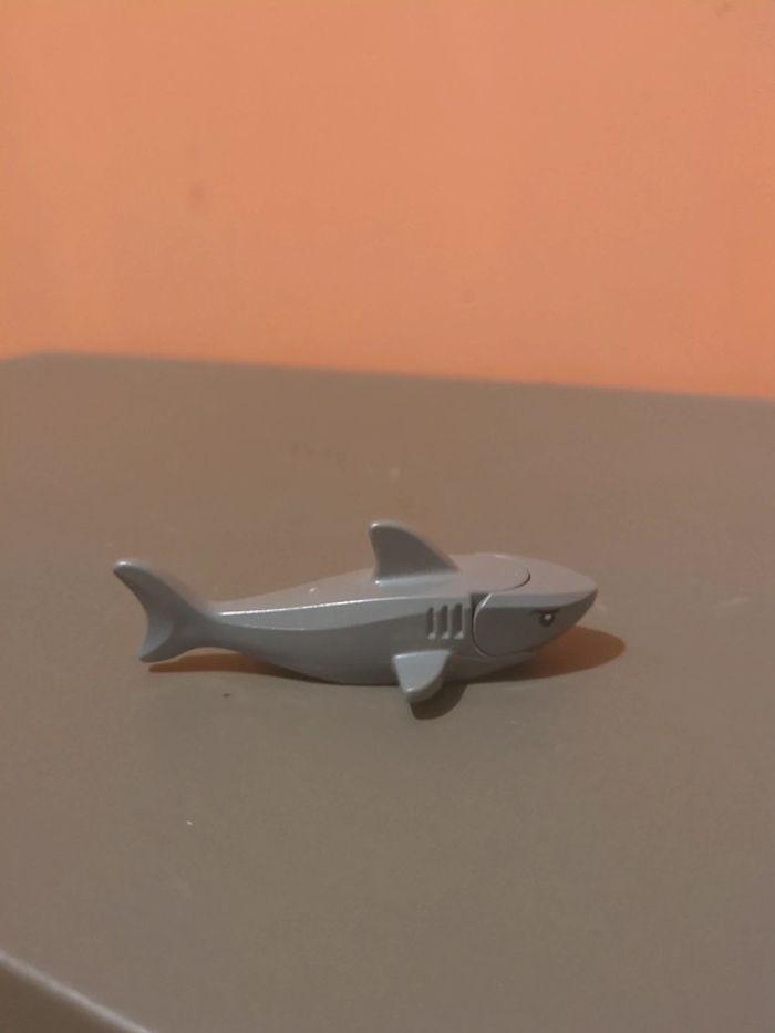 requin lego - photo numéro 1