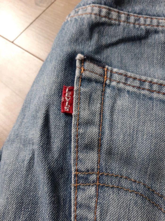 Jeans levi's 502 en parfait état - photo numéro 3