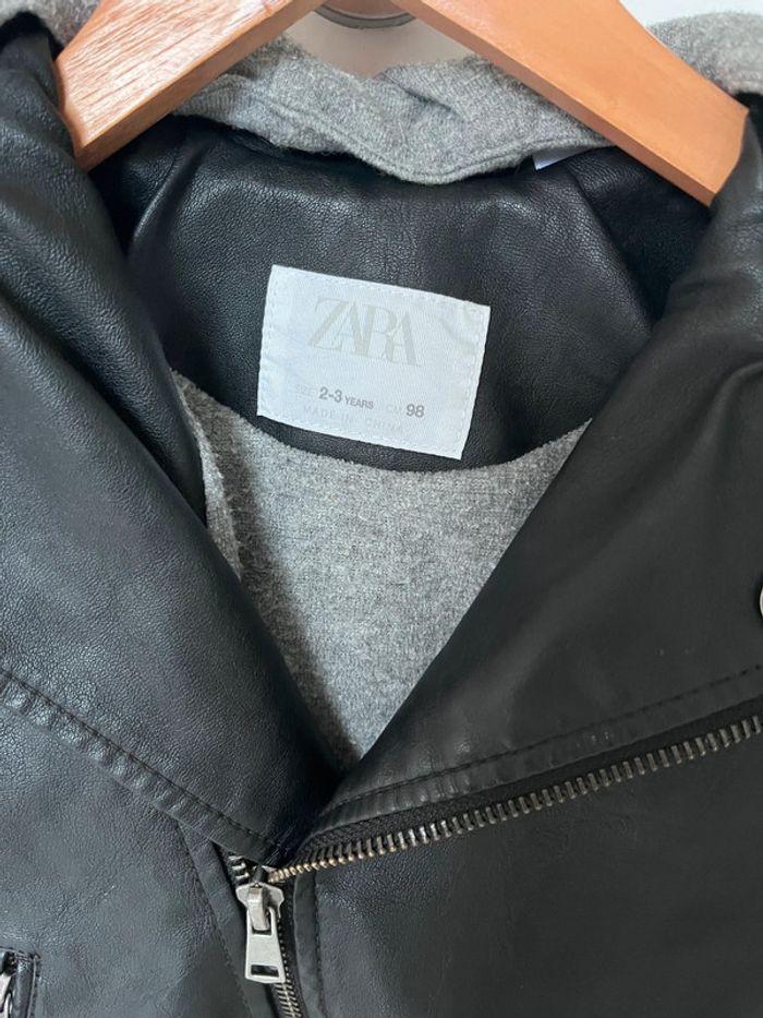 Veste en cuir à capuche Zara 2-3 ans - photo numéro 7