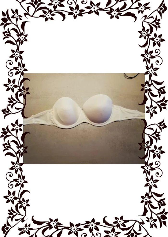 🌺 soutien gorge sans bretelle - photo numéro 1