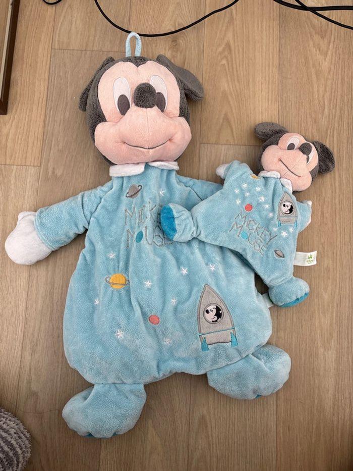 Doudou Mickey - photo numéro 1